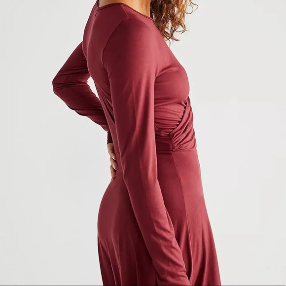 FREE‎ PEOPLE FP BEACH Vance Mini Dress in Bordeaux size Medium NWT - Picture 3 of 7
